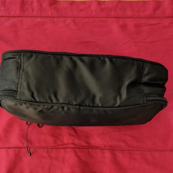 Perry Ellis America Travel Pouch Case Lined Double Zip Interior Pocket New Rare - Picture 7 of 8